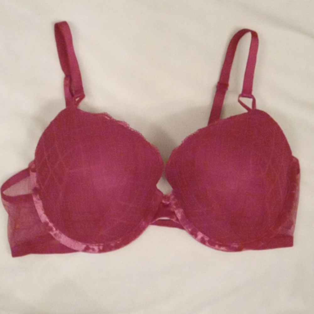 Victoria's secrect bra